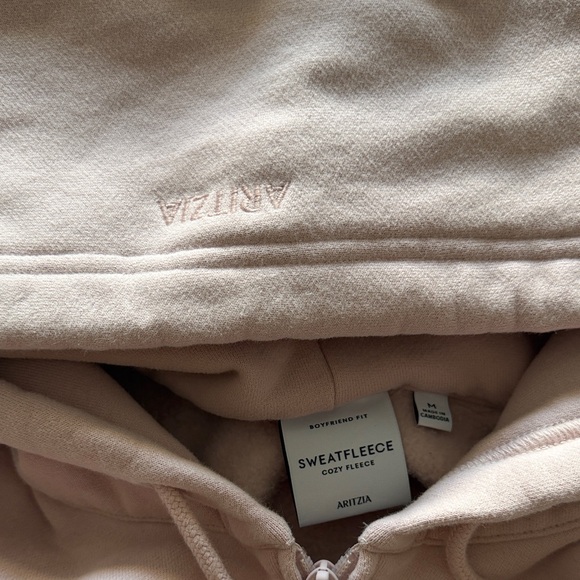 Aritzia Blush Sweatfleece Hoodie - Picture 2 of 5